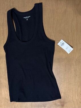 NWT Abercrombie & FitchBlack Ribbed Racerback Tank